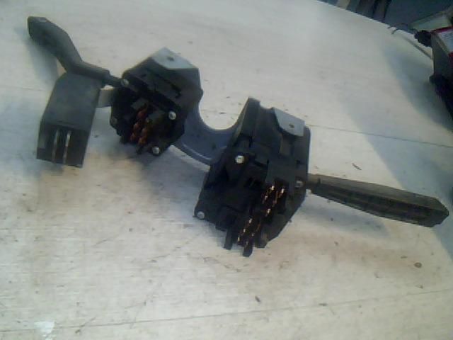 bontott TRABANT 1.1 Komplett Kormánykapcsoló (Bajuszkapcsoló)