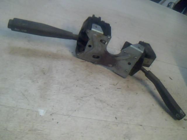 bontott TRABANT 1.1 Komplett Kormánykapcsoló (Bajuszkapcsoló)