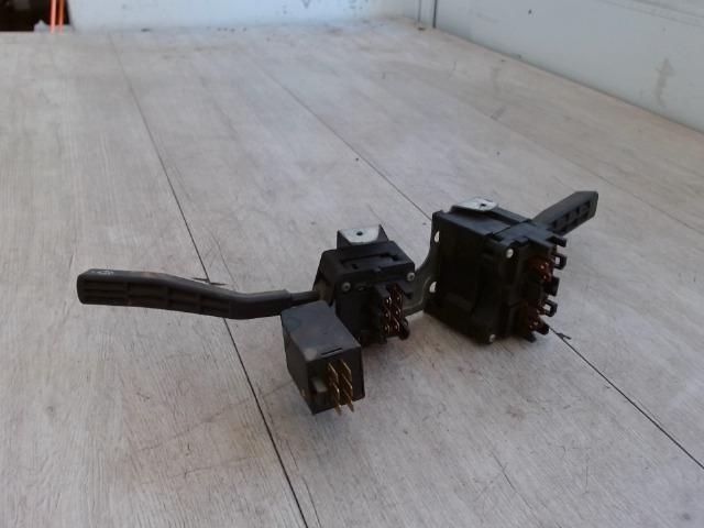 bontott TRABANT 1.1 Komplett Kormánykapcsoló (Bajuszkapcsoló)