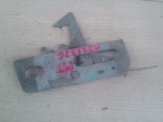 bontott TRABANT 1.1 Motorháztető Zárszerkezet