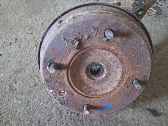 bontott TRABANT P 601 Bal első Csonkállvány Kerékaggyal