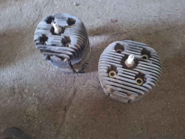 bontott TRABANT P 601 Hengerfej