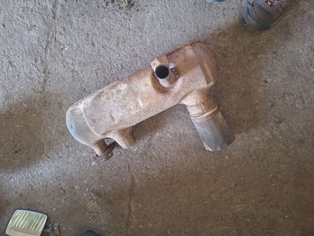 bontott TRABANT P 601 Középső Kipufogó Dob