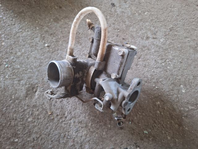 bontott TRABANT P 601 Központi Injektor