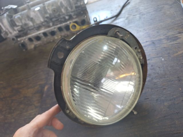 bontott TRABANT P 601 Bal Fényszóró