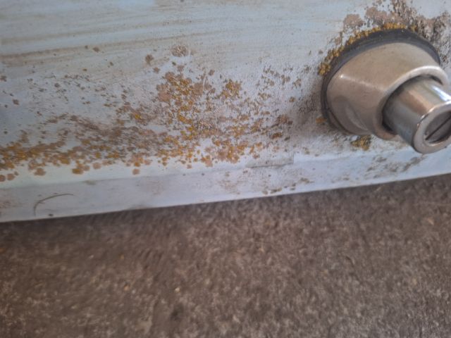 bontott TRABANT P 601 Csomagtérajtó (Részeivel)