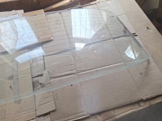 bontott TRABANT P 601 Hátsó Szélvédő