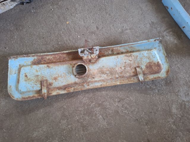 bontott TRABANT P 601 Hűtőrács