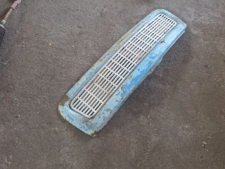 bontott TRABANT P 601 Hűtőrács