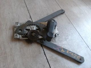 bontott TRABANT P 601 Jobb első Ablakemelő Szerkezet (Mechanikus)