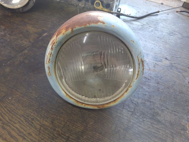 bontott TRABANT P 601 Jobb Fényszóró