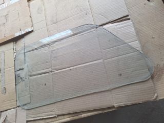 bontott TRABANT P 601 Jobb hátsó Ablak