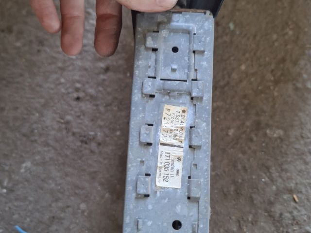 bontott TRABANT P 601 Rádió / CD