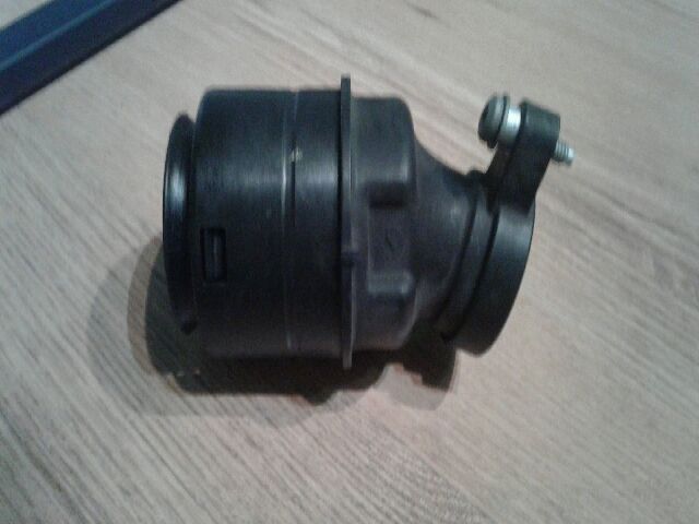 bontott   Turbócső