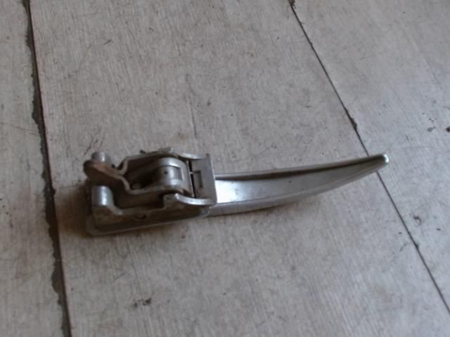 bontott UAZ UAS Jobb első Külső Kilincs