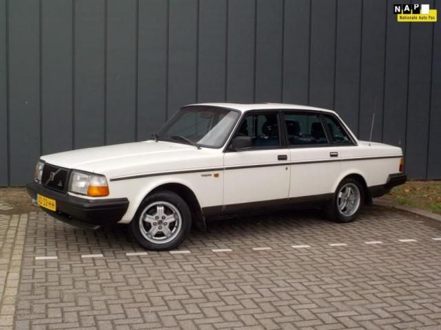 bontott VOLVO 240 Bal első Lengéscsillapító