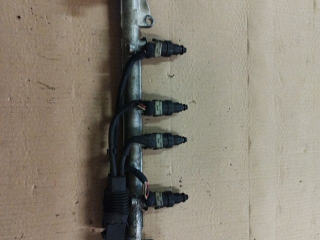 bontott VOLVO 440 Porlasztó (1 db)