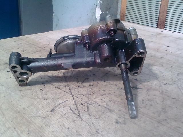 bontott VOLVO 460 Olajszivattyú