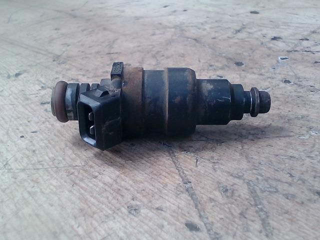 bontott VOLVO 460 Porlasztó (1 db)