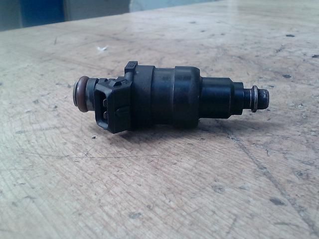 bontott VOLVO 460 Porlasztó (1 db)