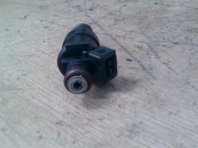 bontott VOLVO 460 Porlasztó (1 db)