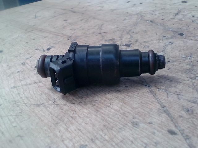 bontott VOLVO 460 Porlasztó (1 db)