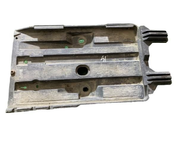 bontott VOLVO 850 Akkumulátor Tartó