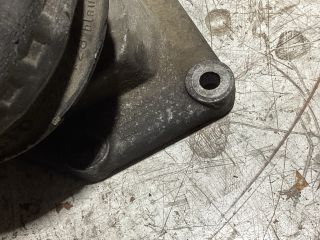 bontott VOLVO 940 Motor Tartó Bak (Pozíciófüggetlen)