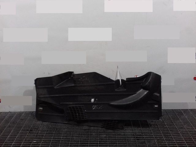 bontott VOLVO C30 Alsó Motorburkolat