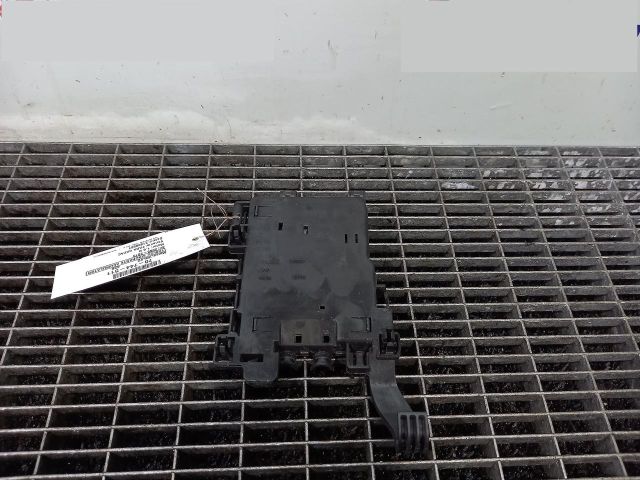 bontott VOLVO C30 Biztosítéktábla Motortér