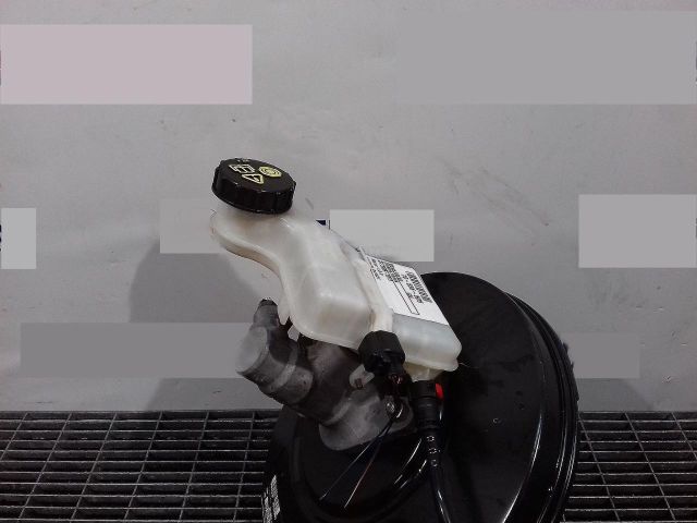 bontott VOLVO C30 Főfékhenger