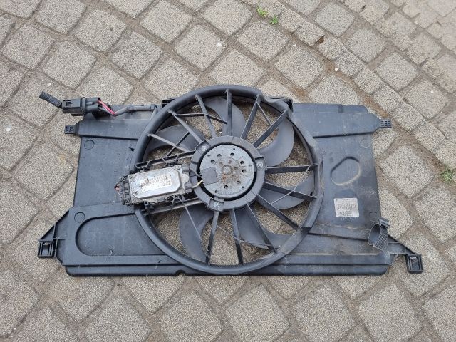 bontott VOLVO C30 Hűtőventilátor