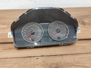 bontott VOLVO C30 Kilométeróra