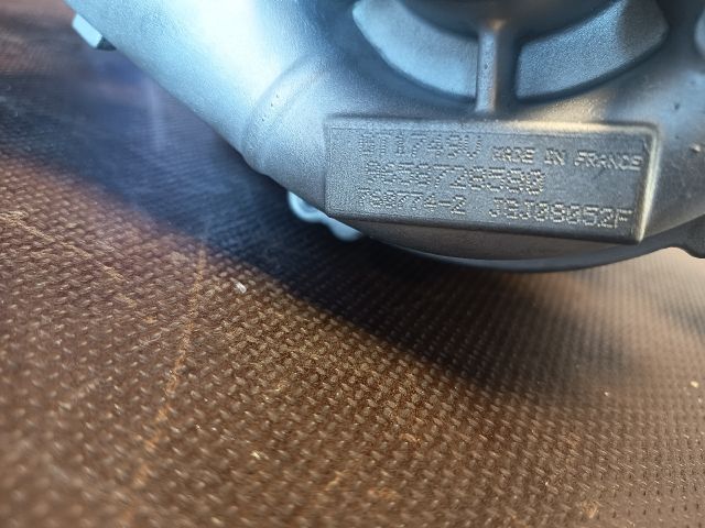 bontott VOLVO C30 Turbó