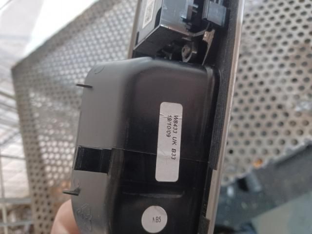 bontott VOLVO C30 Ablakemelő Kapcsoló Négyes / Kettes