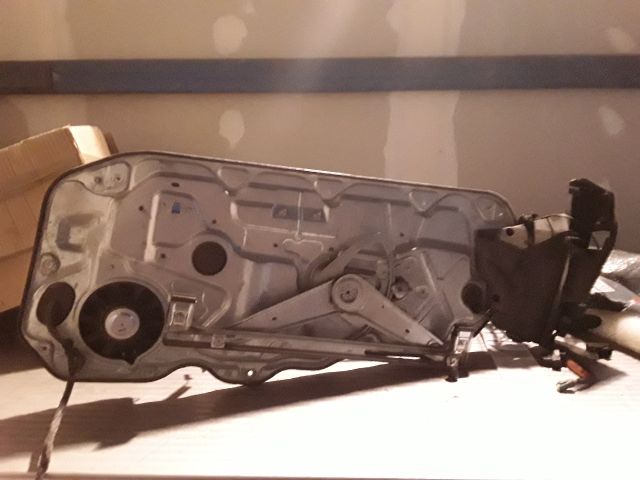 bontott VOLVO C30 Bal első Ablakemelő Szerkezet (Elektromos)