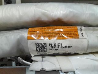 bontott VOLVO C30 Bal Fejlégzsák