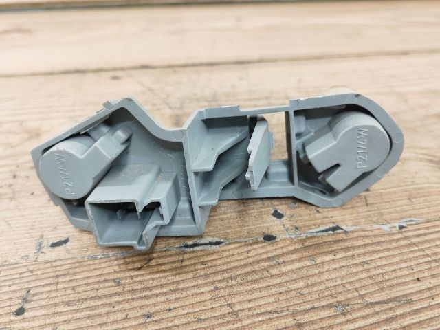 bontott VOLVO C30 Bal Hátsó Lámpa Foglalat