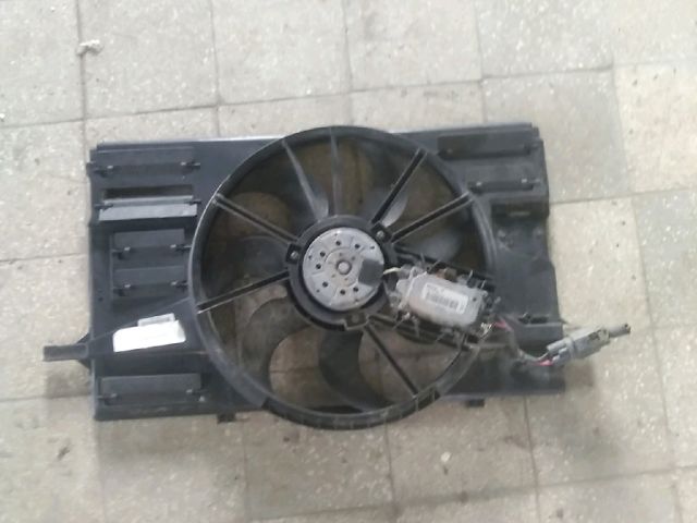 bontott VOLVO C30 Hűtőventilátor