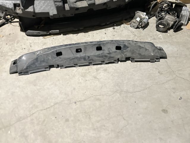 bontott VOLVO C30 Első Lökhárító Merevítő (Fém)