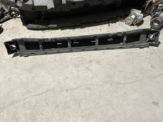 bontott VOLVO C30 Első Lökhárító Merevítő (Fém)