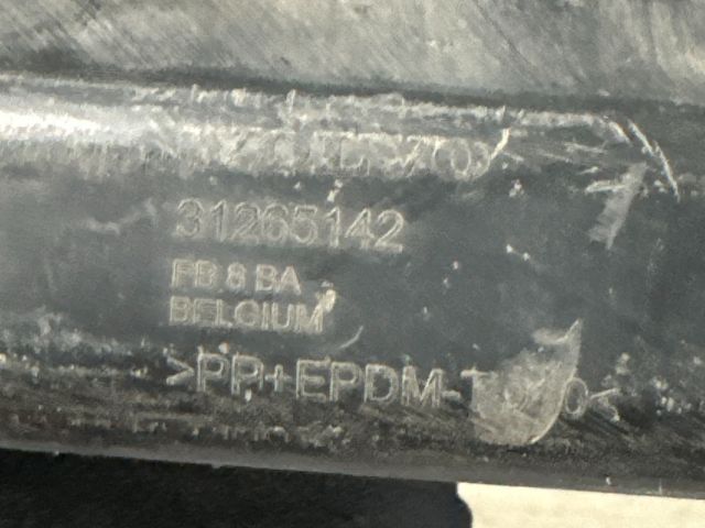 bontott VOLVO C30 Első Lökhárító Merevítő (Fém)