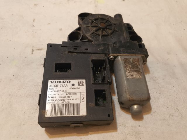 bontott VOLVO C30 Jobb első Ablakemelő Motor