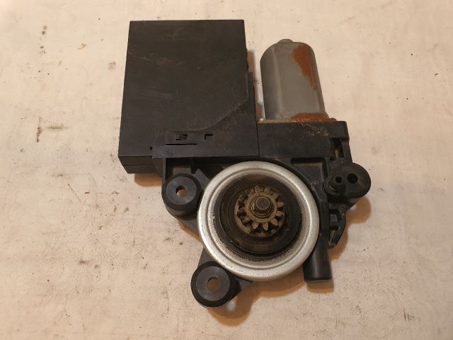 bontott VOLVO C30 Jobb első Ablakemelő Motor