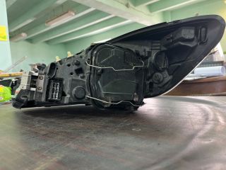 bontott VOLVO C30 Jobb Fényszóró