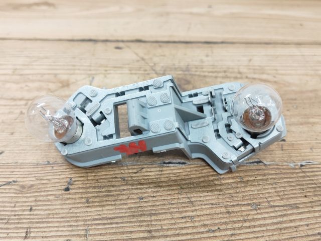 bontott VOLVO C30 Jobb Hátsó Lámpa Foglalat