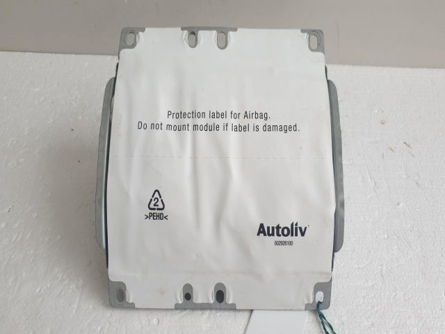 bontott VOLVO C30 Utasoldali Légzsák