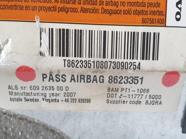 bontott VOLVO C30 Utasoldali Légzsák