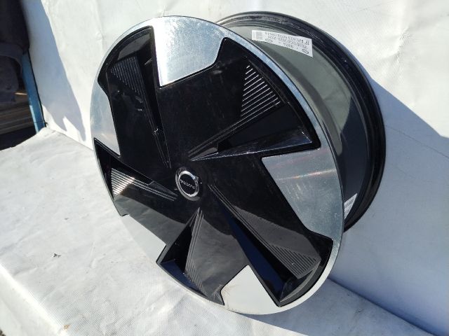 bontott VOLVO EX30 Alufelni (1 db)