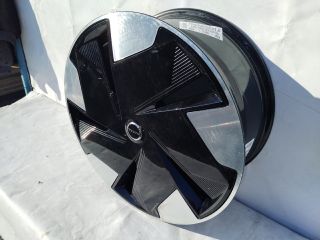 bontott VOLVO EX30 Alufelni (1 db)